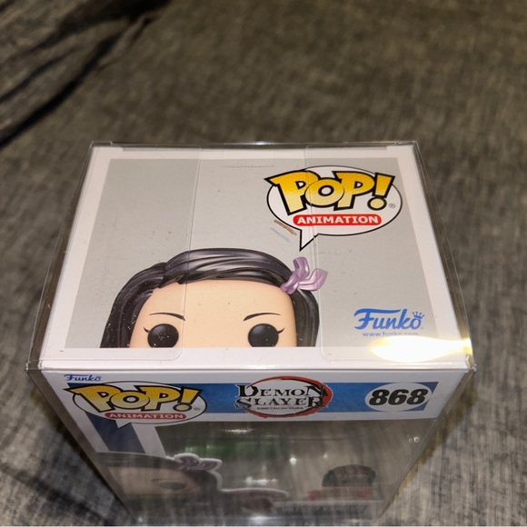 Funko Pop Demon Slayer : Nezuko Kamado Metallic LACC Exclusive 2022 no PROTECTOR - Picture 6 of 7